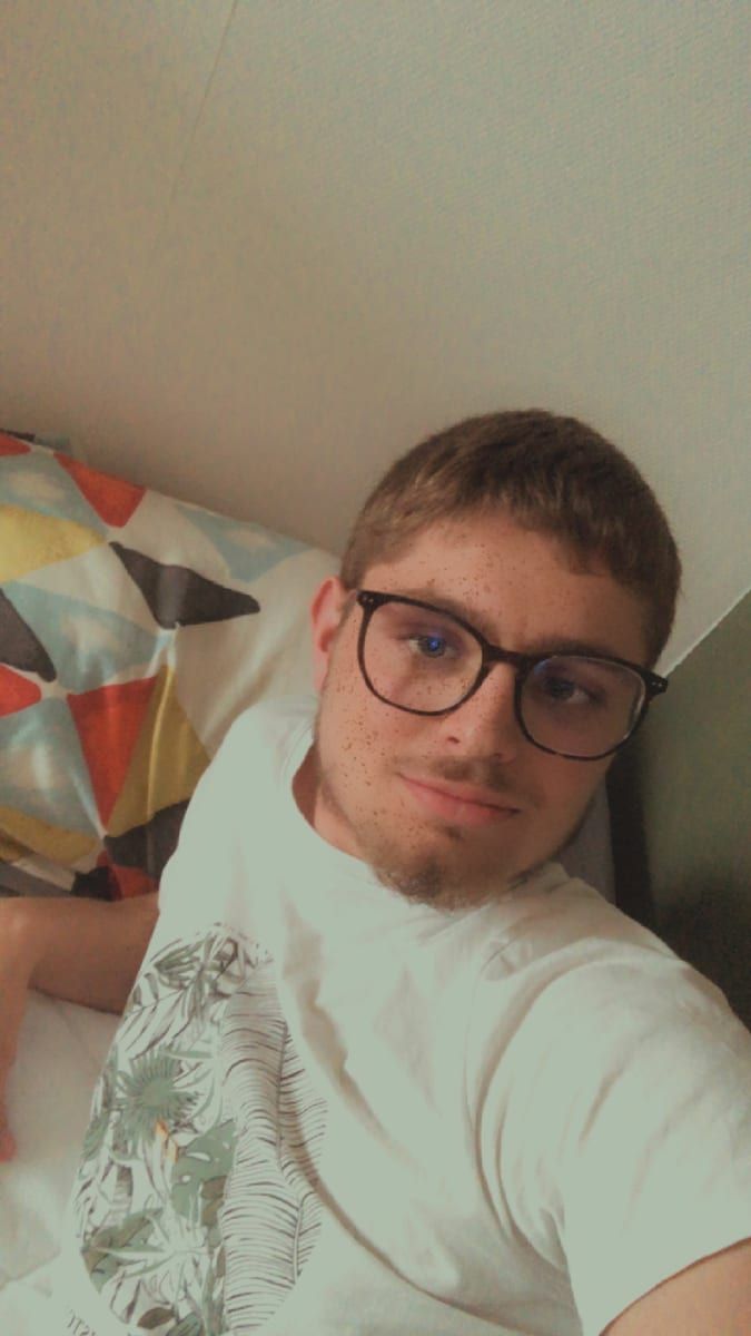 Profil de Hadrien